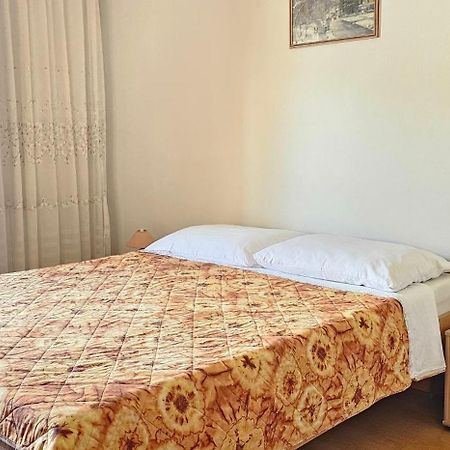 Apartments Rudolf Krk Town Luaran gambar